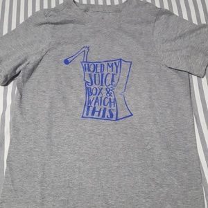 🍁Kids sz M tshirt